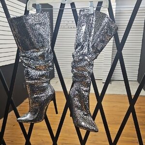 Shoe Dazzle Metallic Cracked Pattern Heeled Boots